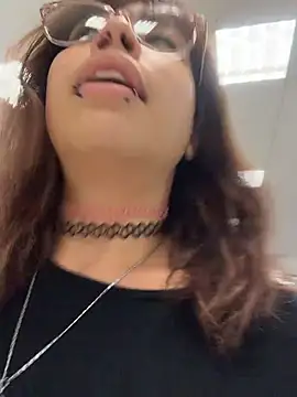moan4mona live