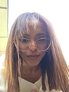 luna_latindoll live