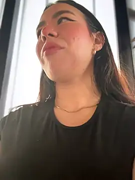 TessaCooper1 live