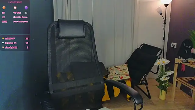 laracroftmansion live