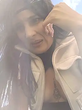 Alejandra_alson live