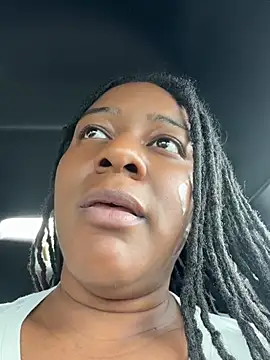 GirthGoddessCoco live