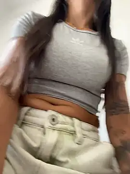ReggieG live