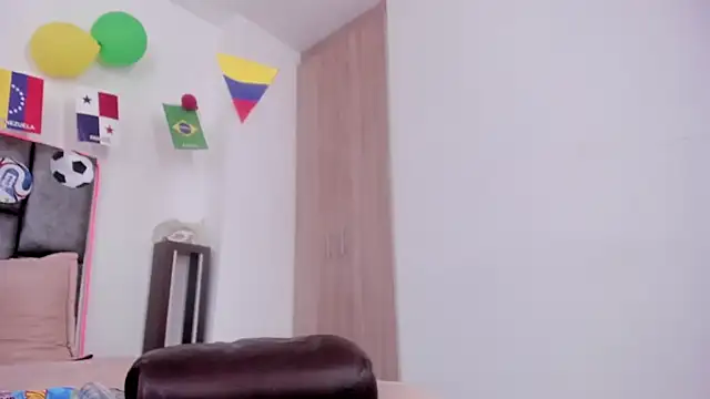 sarahhernandez live