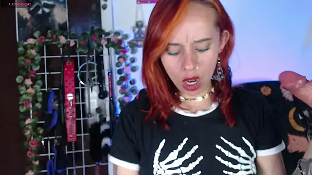 Lexxii_hot_col live