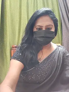 Meera_mia live