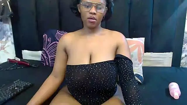 SexyBaddieXXX live