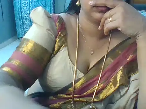 Tamil_hot_Meenu live