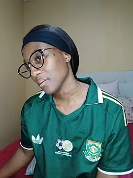 Lucy_Blacksilk live