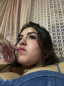 LunaGirl2026 live