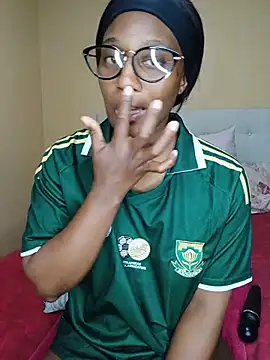 Lucy_Blacksilk live