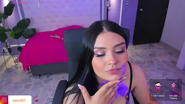 martinasaez live