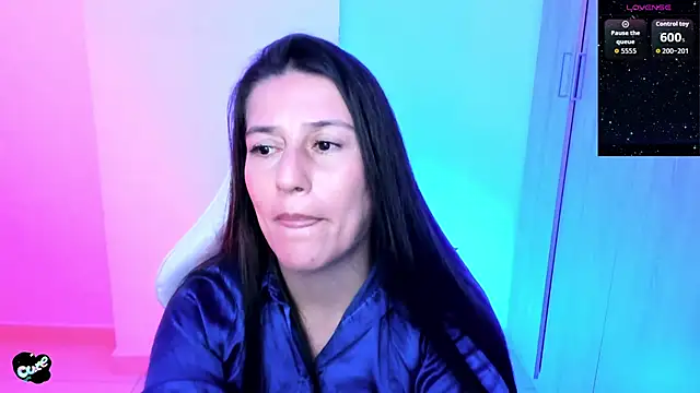 Saskyaa live