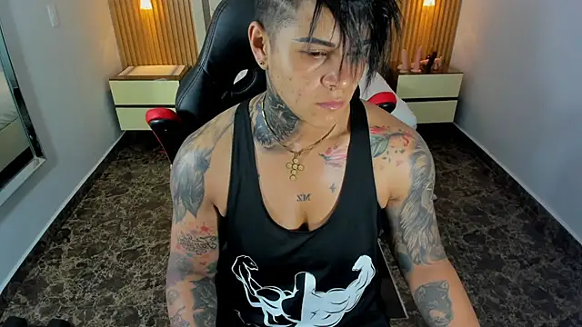 KAROLLJONES1 live