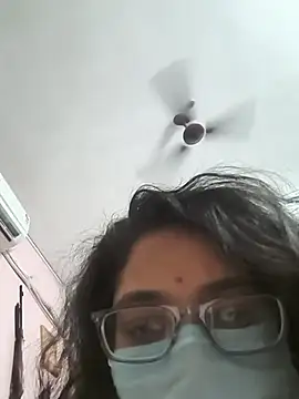 PallaviRathoreLive live
