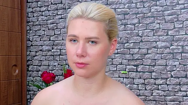 CuteBlondeMe profile