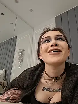 Heather_Ivy live