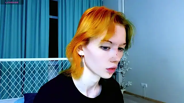 Kiara_Age live