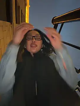trytomakememoam live