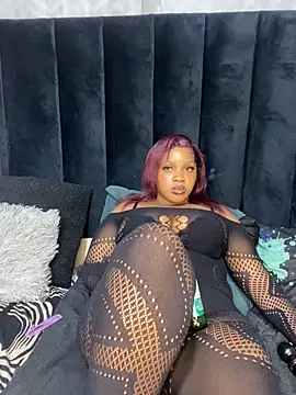 THICKBARBIE32 live