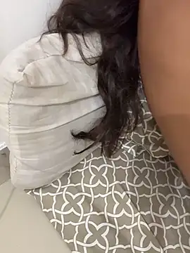 cute_manu- live