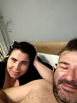 Angel_and_Devil_couple live