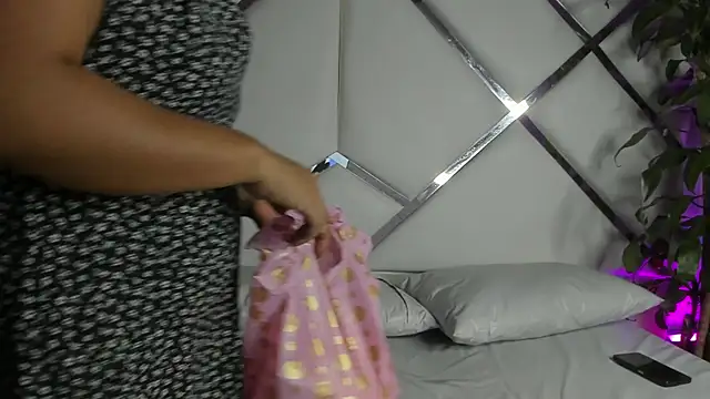 Valeer_abby live