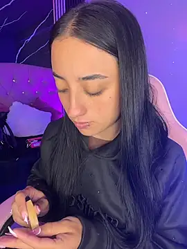 Ady_18 live