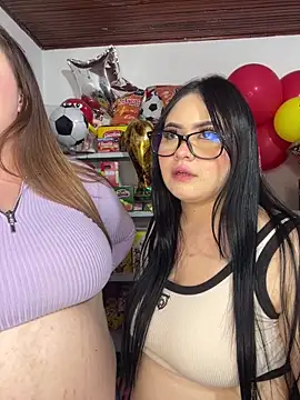 kitty__pinnk live