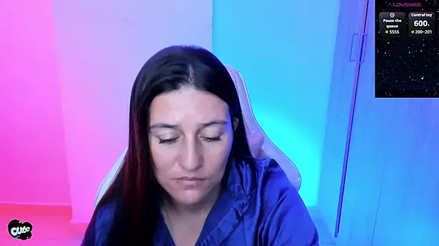 Saskyaa live