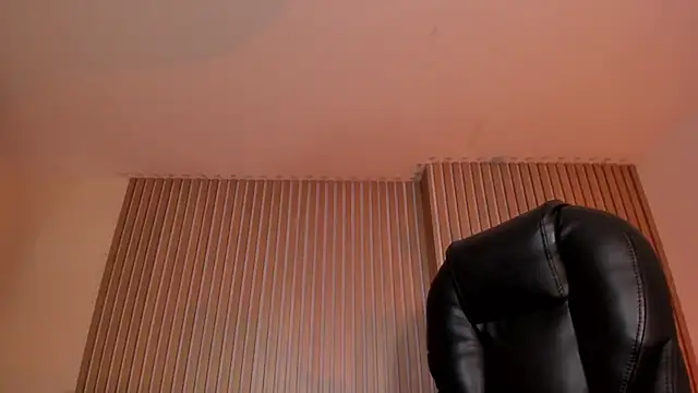 MiaFarrell_ live