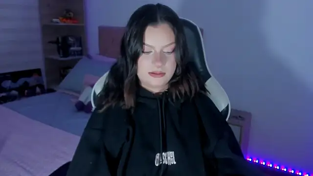 OphelianaRose33 live