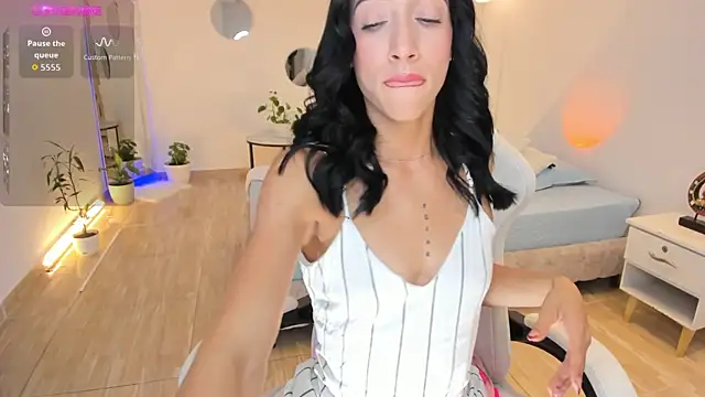 carleee_winter live