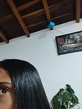 sophi_laraa live
