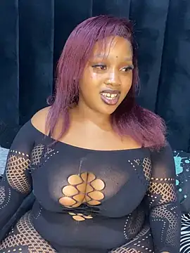 THICKBARBIE32 live