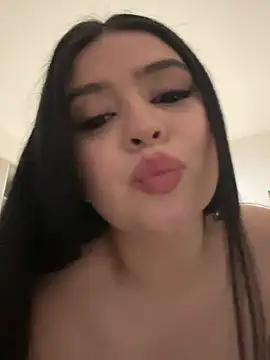 lolaaculaa live