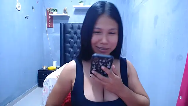 Letty_Plugxo live