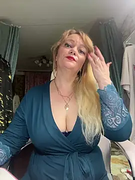 Sweet-blonde live
