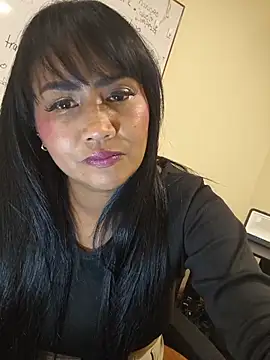Ariana_Rodriguez live
