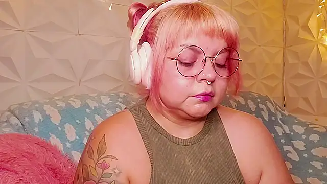 Satyn_doll live