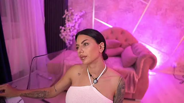 Ivy_Trixx live