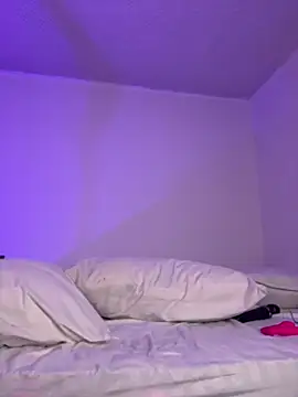 aurora_divine live