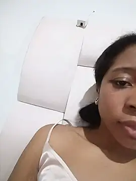 Zaira_Rose_ live