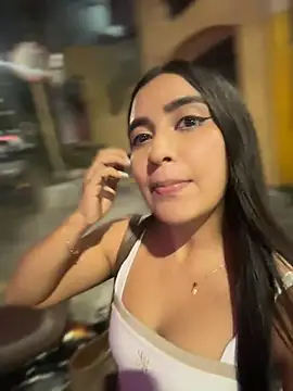HaileyBieber_ live