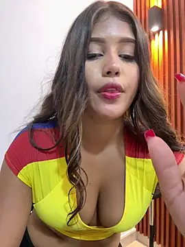 Zoe_rousse01 live