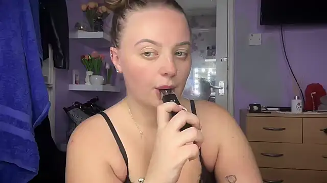 SexySashaxox live