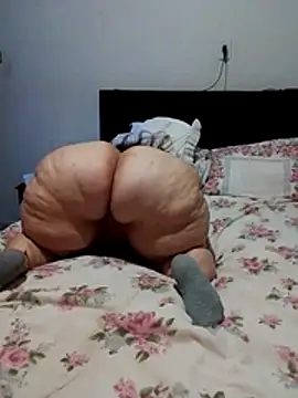 MegaAssMature live