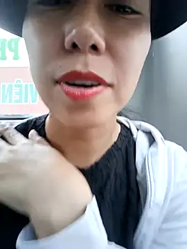 2HotAsain4u live