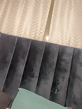 THICKBARBIE32 live