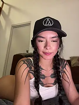 cristal_roberts live